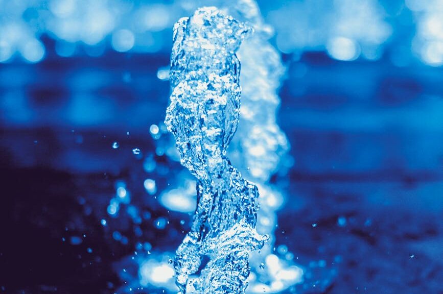 timelapse photography off water fountain